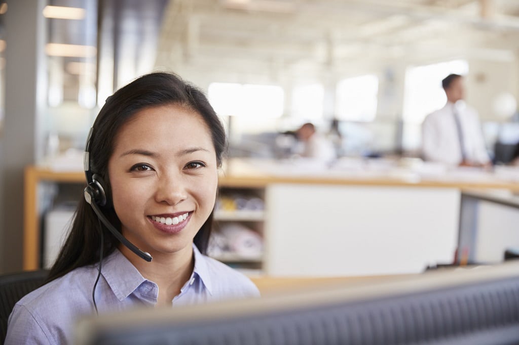 a smiling Filipino virtual assistant