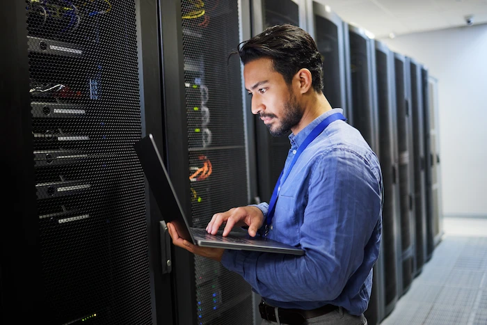 helpdesk support checking server room