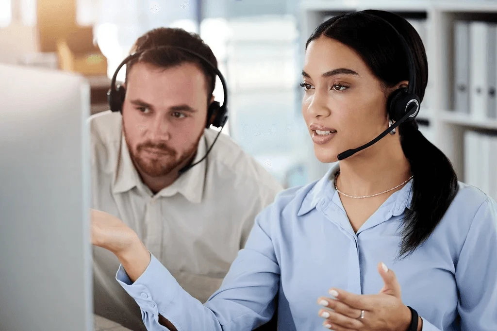 customer service agents addressing the concern raised by a client