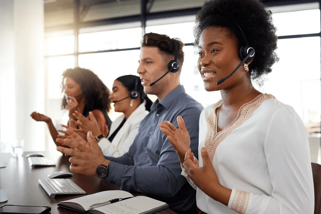 outbound contact center agent upselling the services of her company