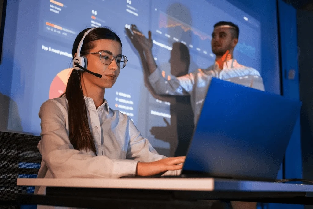 real-time data gathering of a call center company