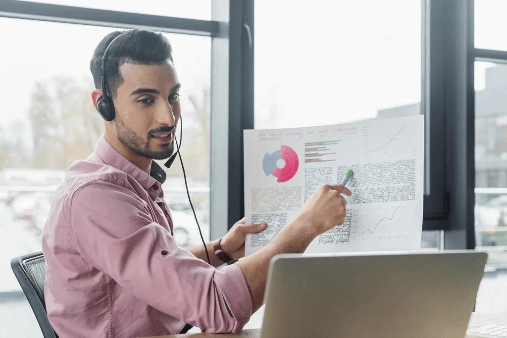 team leader presenting customer satisfaction metrics virtually