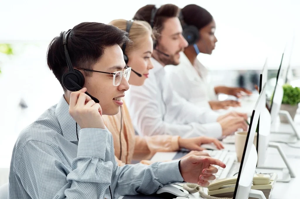 call center team showcasing exceptional customer service skills
