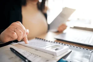 experts providing reliable bookkeeping services