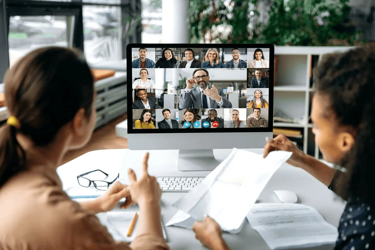 virtual meeting between in-house and offshore staff