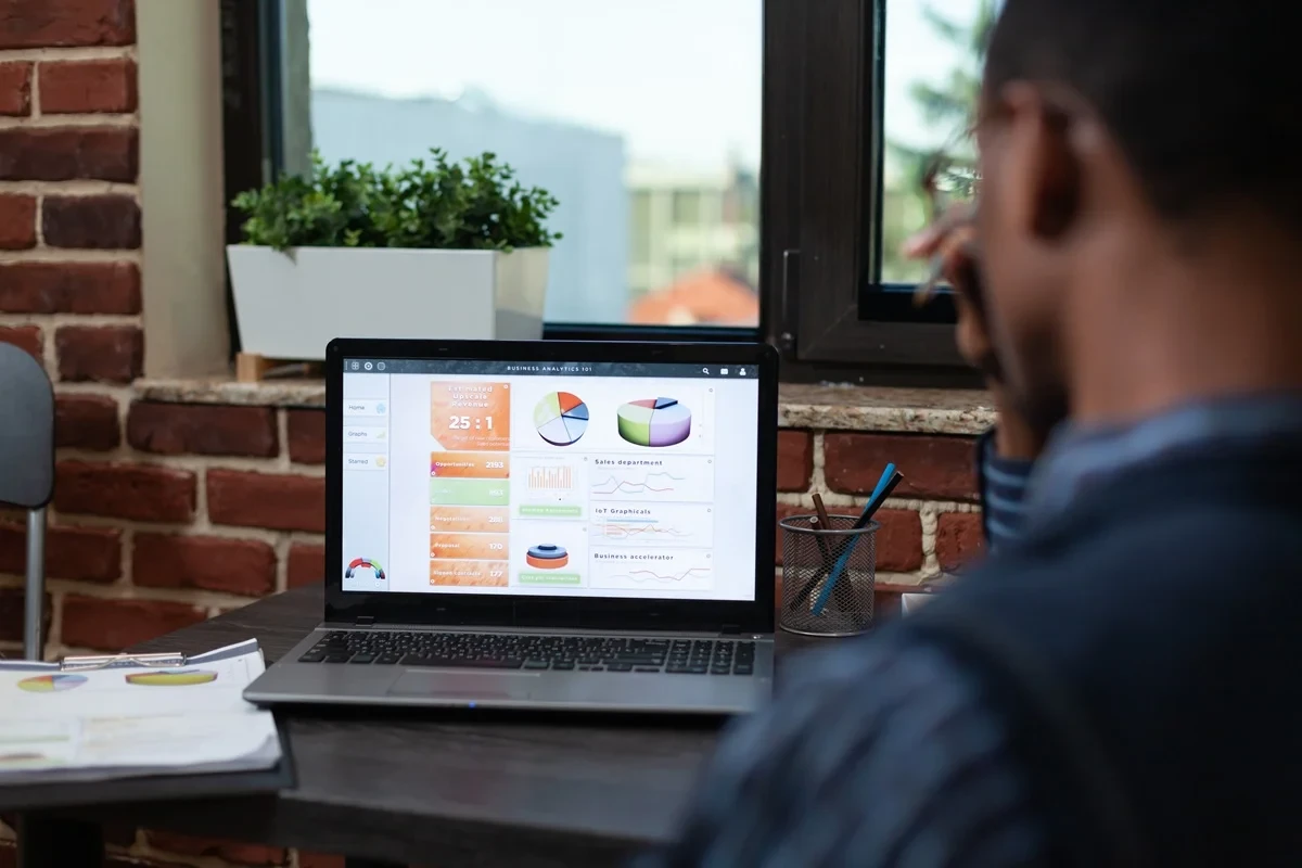 employee managing data conversion tasks