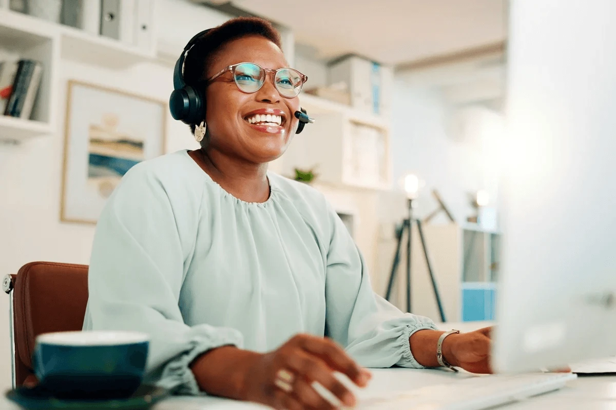 agent delivering outsourcing communication services