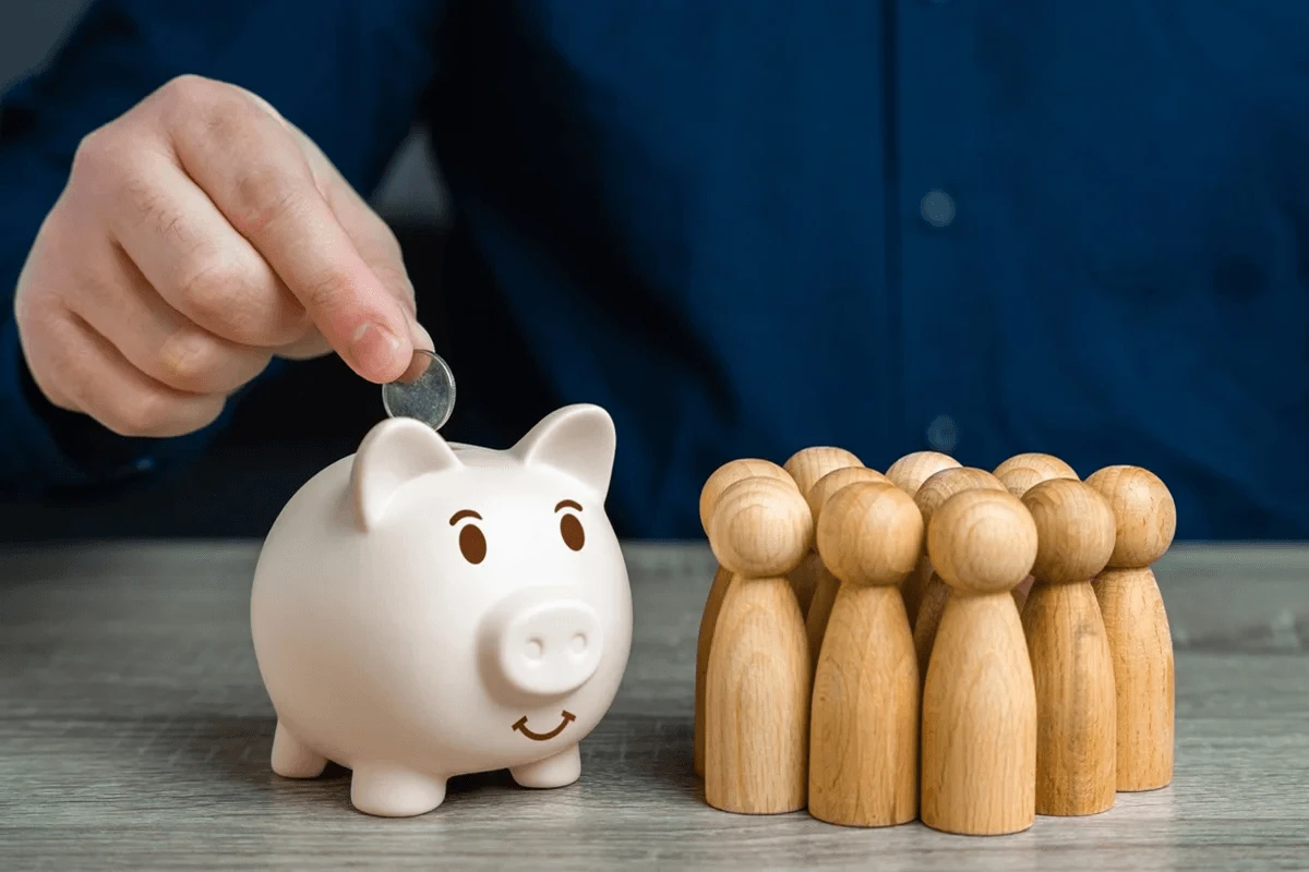 concept of business doing outsourcing cost comparison