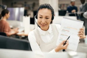 team leader discussing their customer support playbook