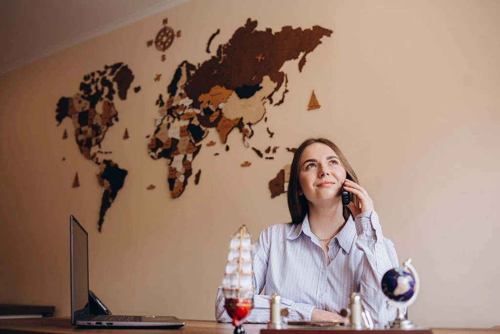 outsourcing company professional on call showing advantages of time zones