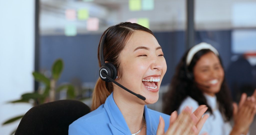 customer support happy working