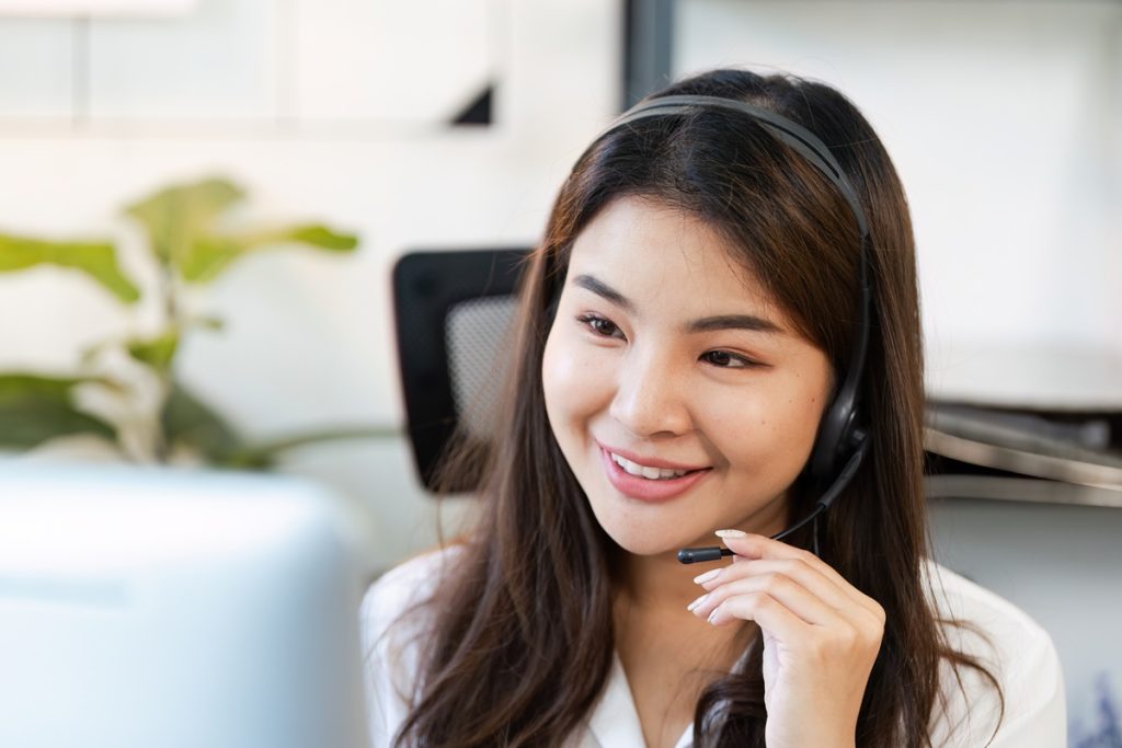 customer service representative happy working with core skills needed