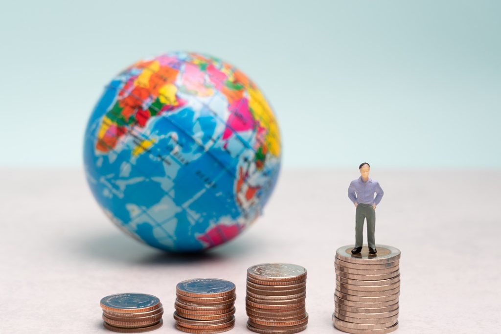 Global crisis affecting outsourcing industry and other sectors' service costs