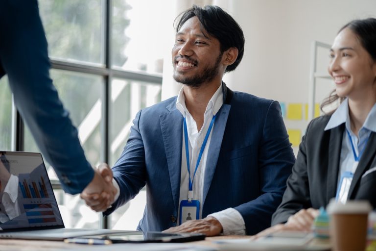 recruitment process outsourcing services provider smiling