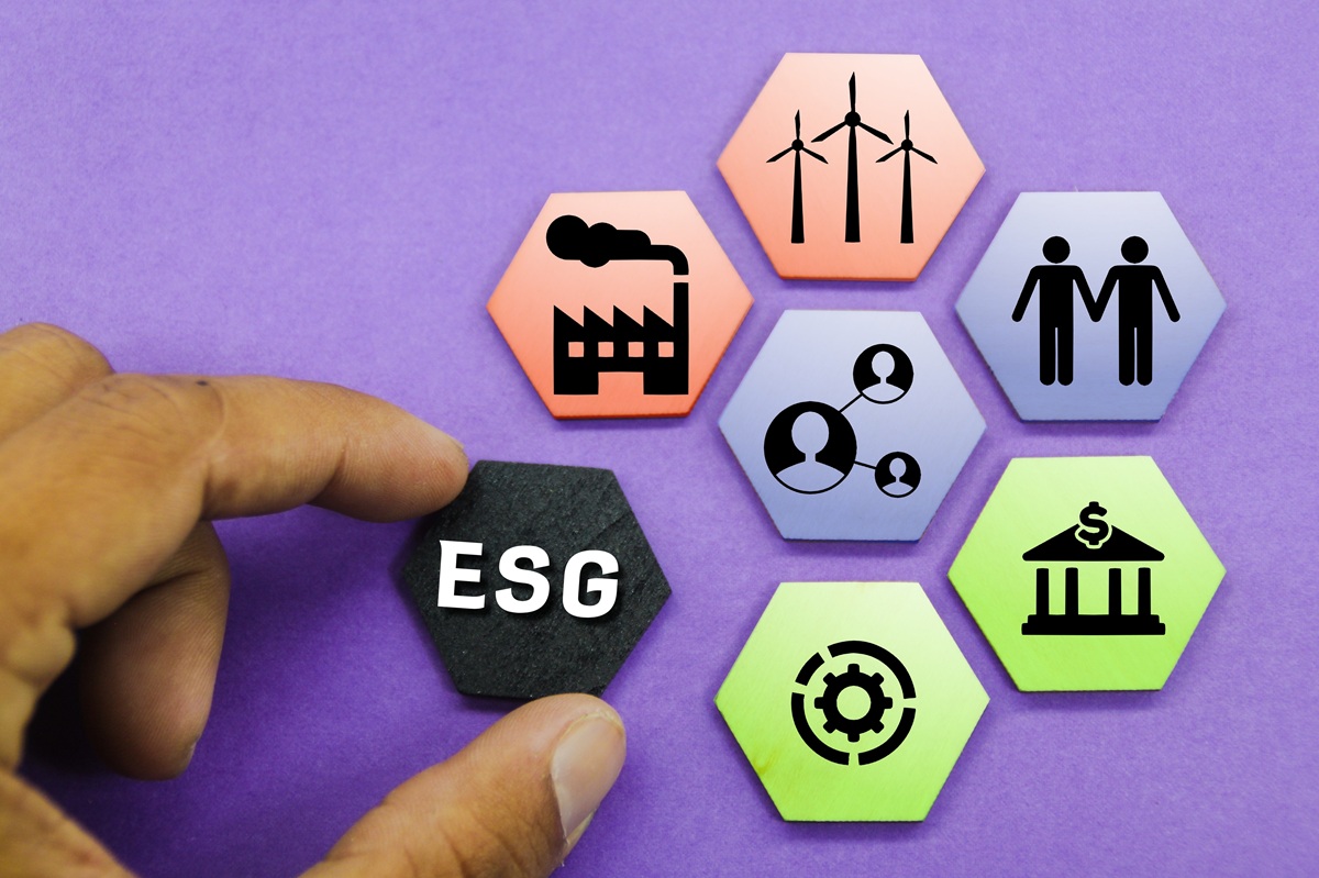 esg integration in outsourcing model